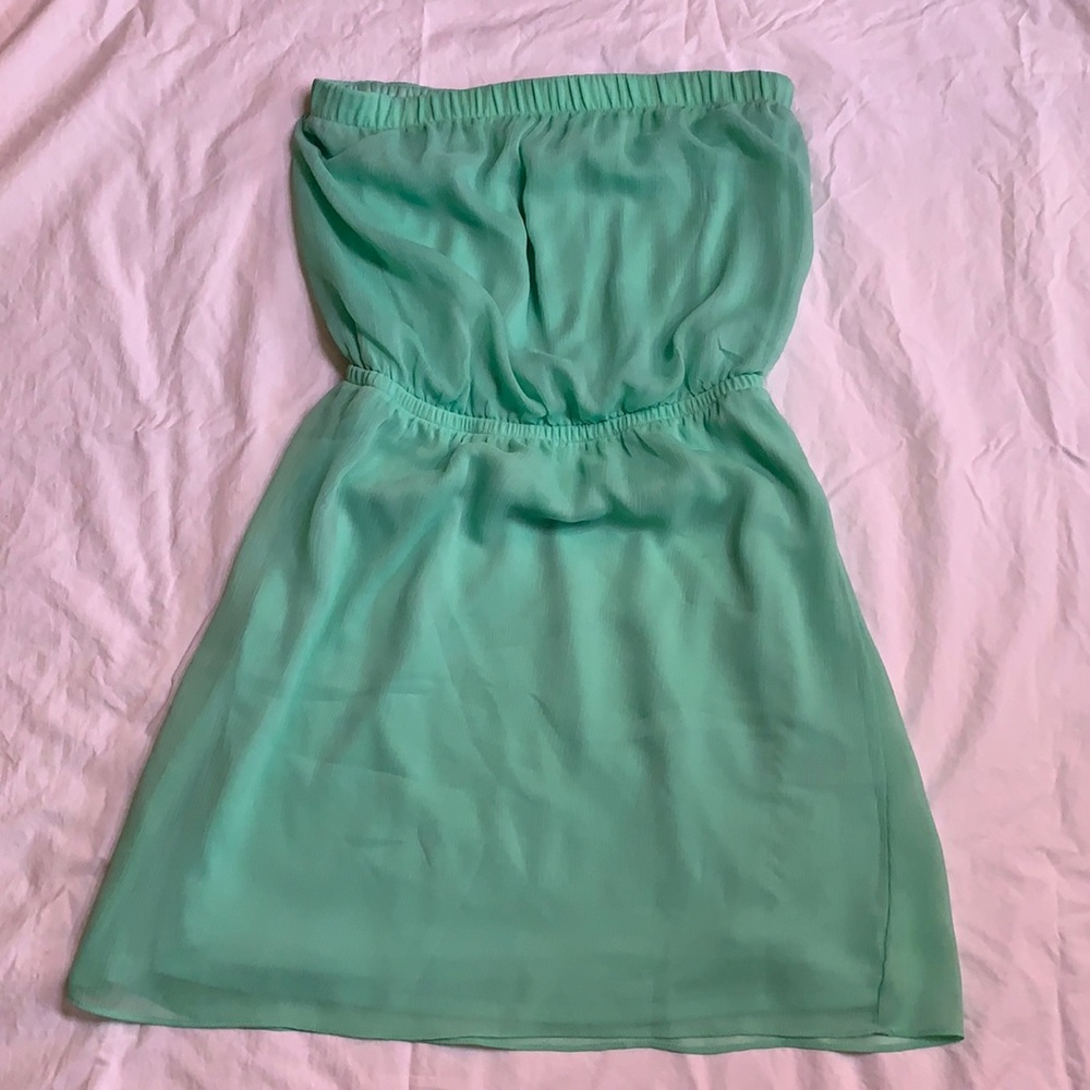 Strapless Express Dress